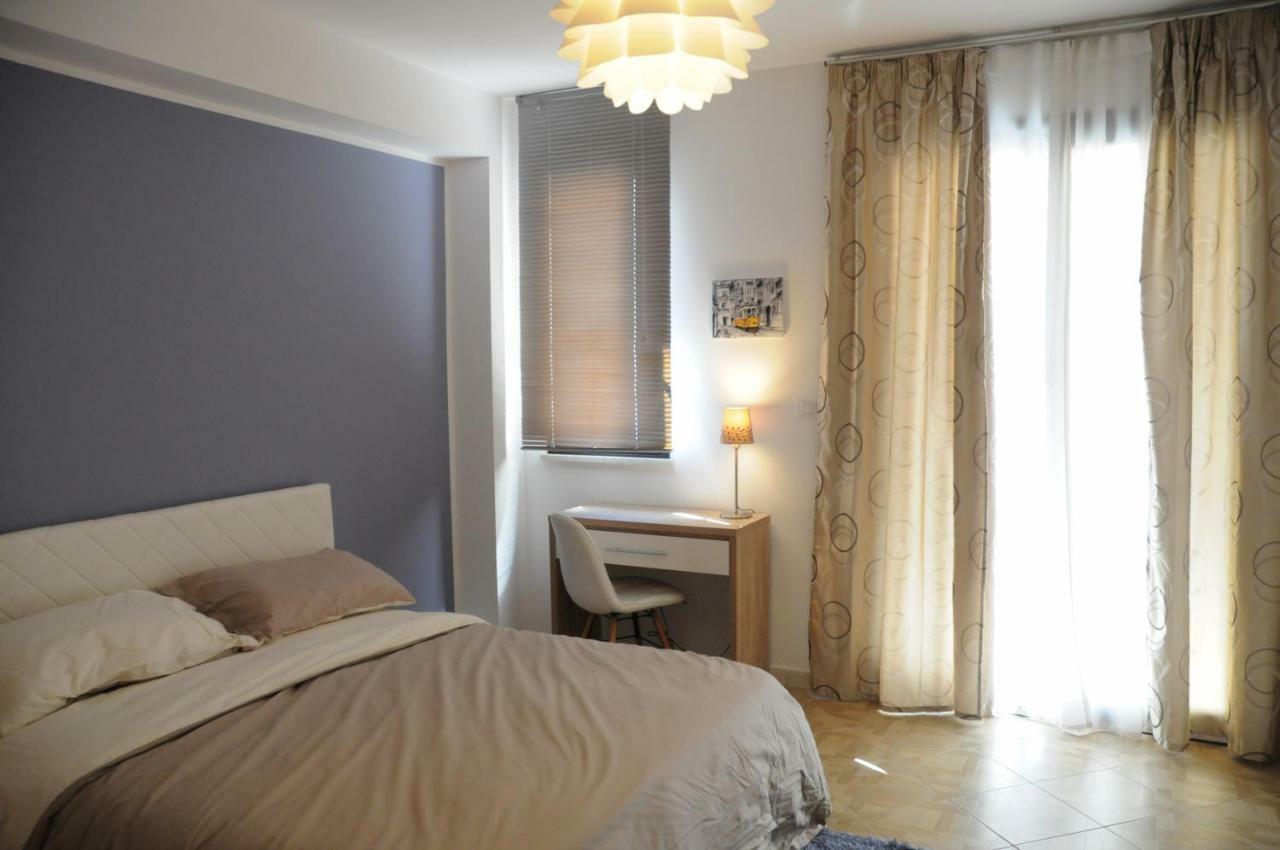 Casaleo Hotel Campofelice Di Roccella Bagian luar foto