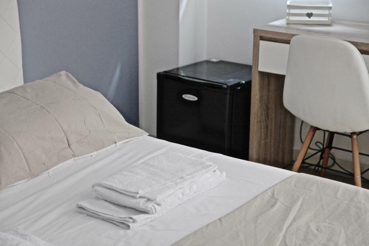 Casaleo Hotel Campofelice Di Roccella Bagian luar foto